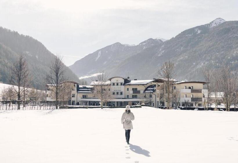 בית מלון כפרי Alpenpalace Luxury Hideaway & Spa Retreat