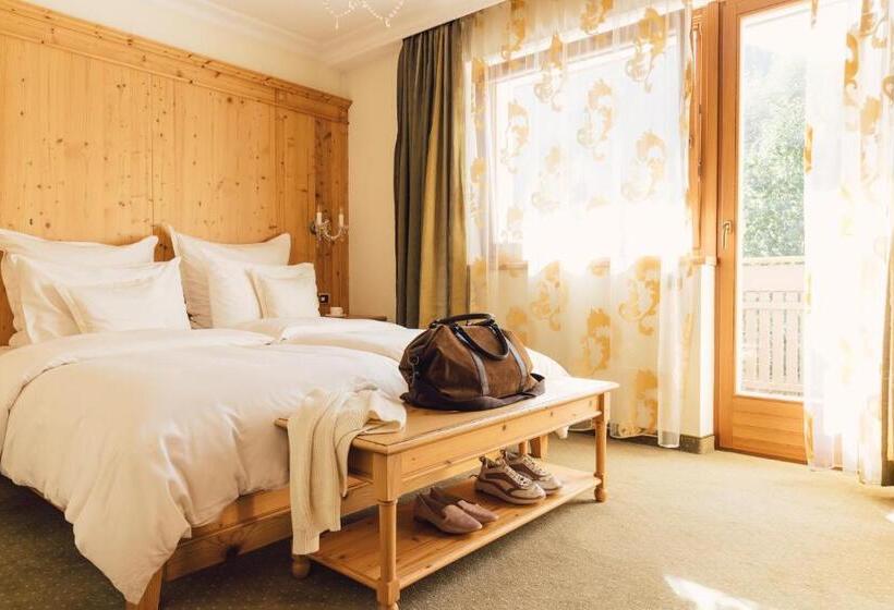 בית מלון כפרי Alpenpalace Luxury Hideaway & Spa Retreat