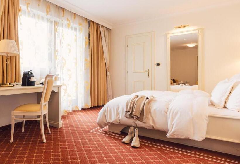 בית מלון כפרי Alpenpalace Luxury Hideaway & Spa Retreat