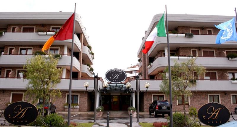 בית מלון כפרי Altea Suites