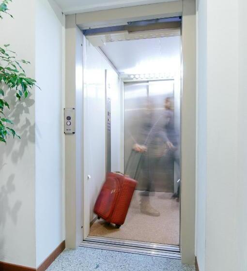 فندق Antico Albergo Madonna