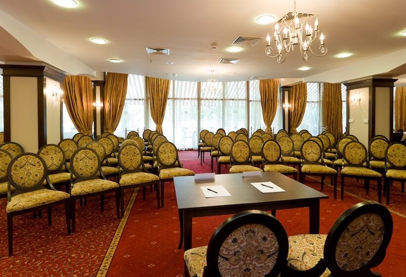 בית מלון כפרי Apollo Spa Resort   Ultra All Inclusive, Indoor And Outdoor Pools & Free Beach