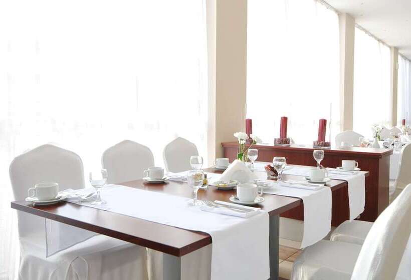 هتل Apollo Spa Resort   Ultra All Inclusive, Indoor And Outdoor Pools & Free Beach
