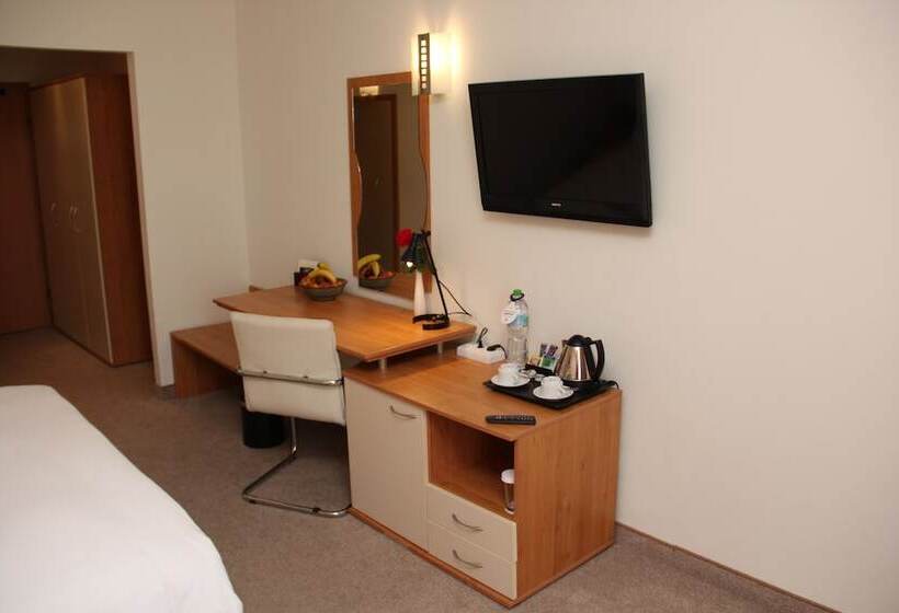 בית מלון כפרי Apollo Spa Resort   Ultra All Inclusive, Indoor And Outdoor Pools & Free Beach