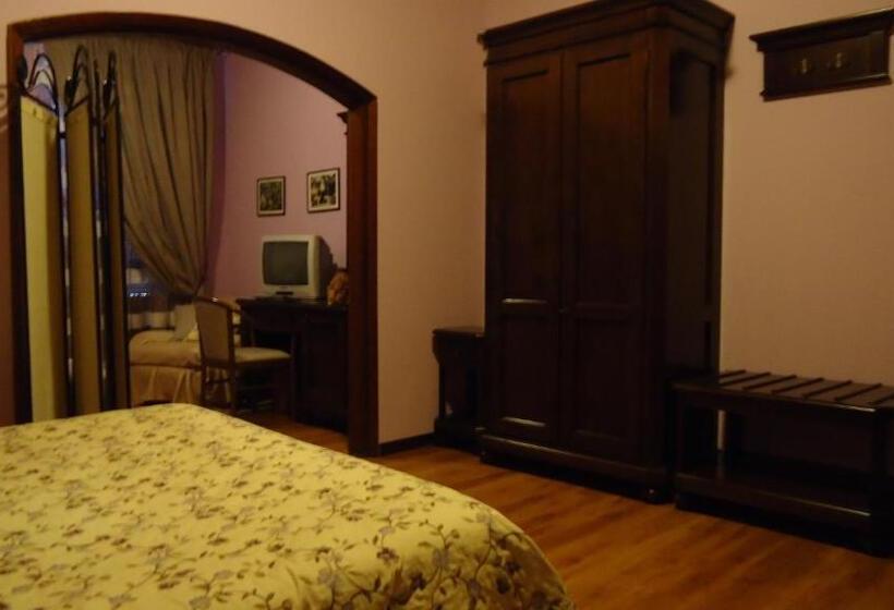 Отель Archimede Ortigia