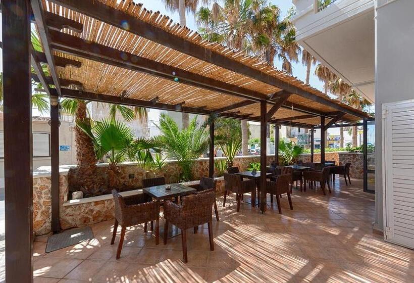 Argiri Resort Hotel & Apartments