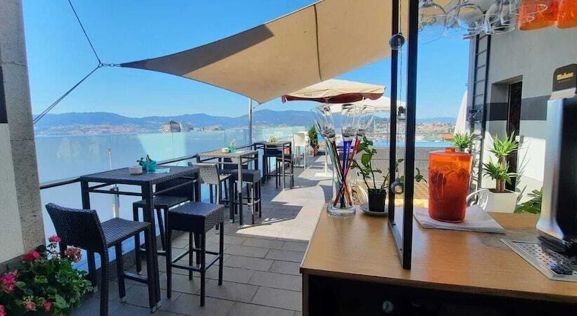 호텔 Silken Axis Vigo