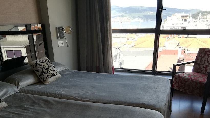 호텔 Silken Axis Vigo