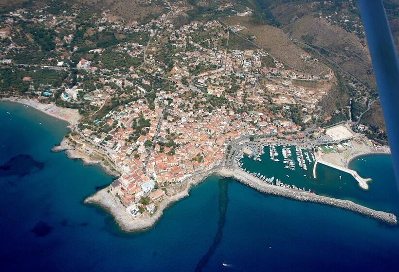 فندق Baia Delle Sirene