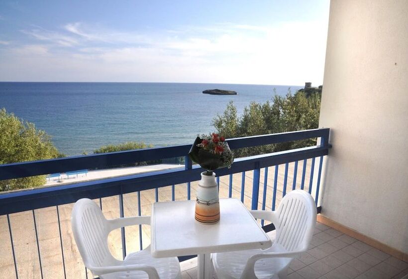 호텔 Baia Delle Sirene