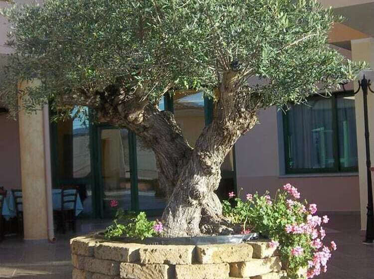 فندق Baia Marina