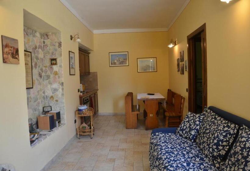 فندق B&b La Terrazza Del Subasio