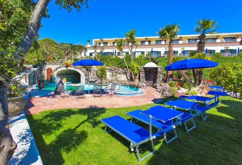 Отель Belvedere