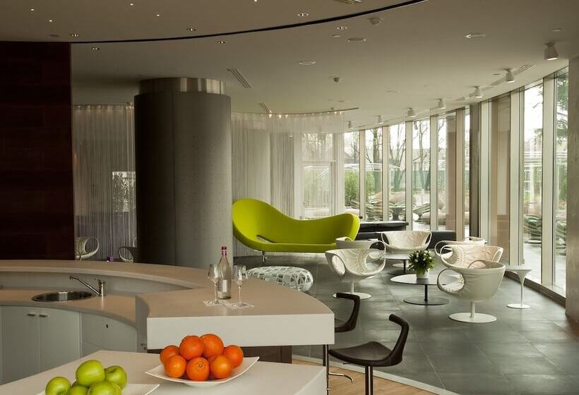 酒店 Best Western Plus The Hub