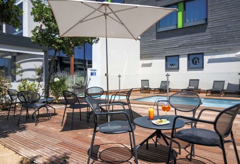 בית מלון כפרי Campanile Carcassonne Est La Cite