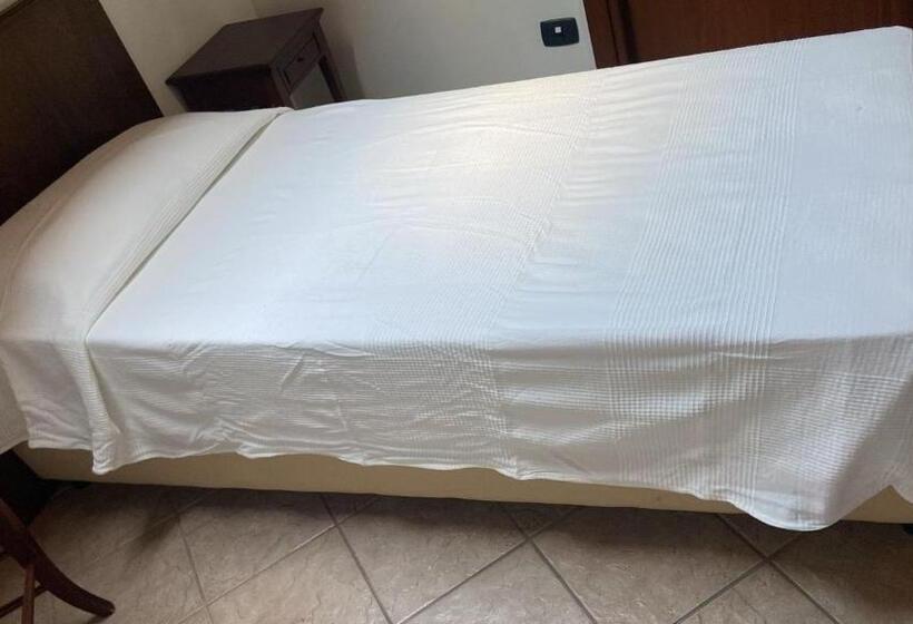 فندق Capomulini 3 Stelle