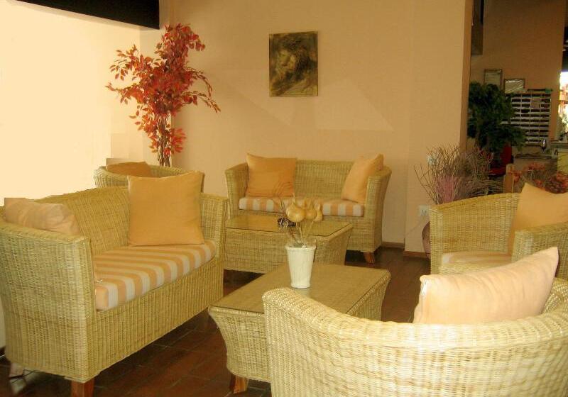 酒店 Caravel Apartment