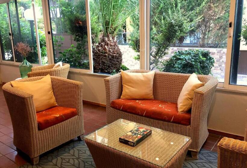 酒店 Caravel Apartment