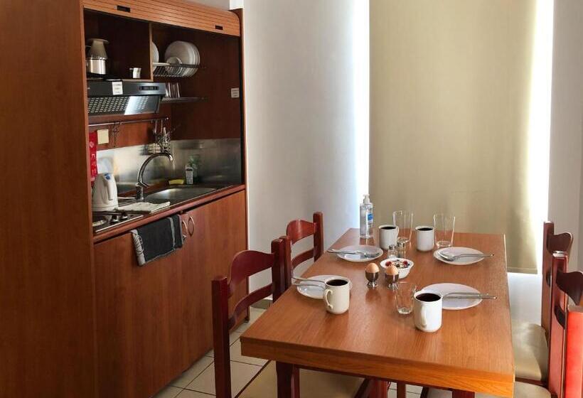 酒店 Caravel Apartment