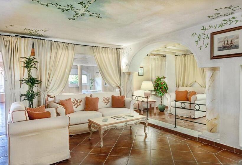 Colonna Beach Hotel Marinella