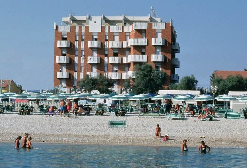 ホテル Continental