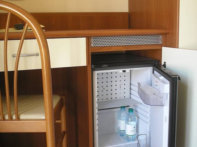 ホテル Continental