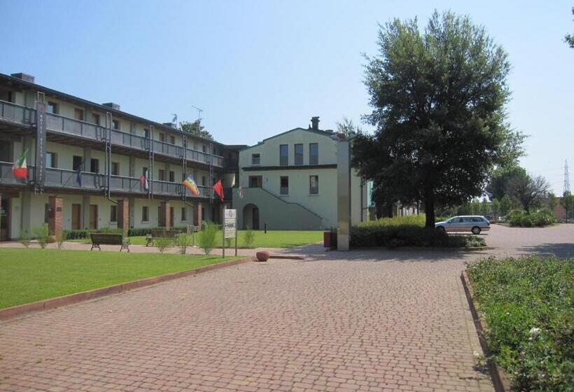 בית מלון כפרי Della Torre 1850