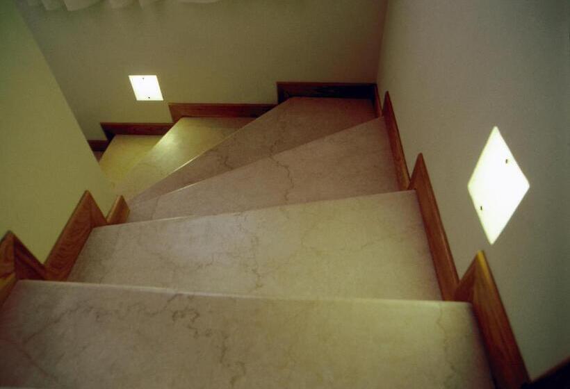 בית מלון כפרי Della Torre 1850