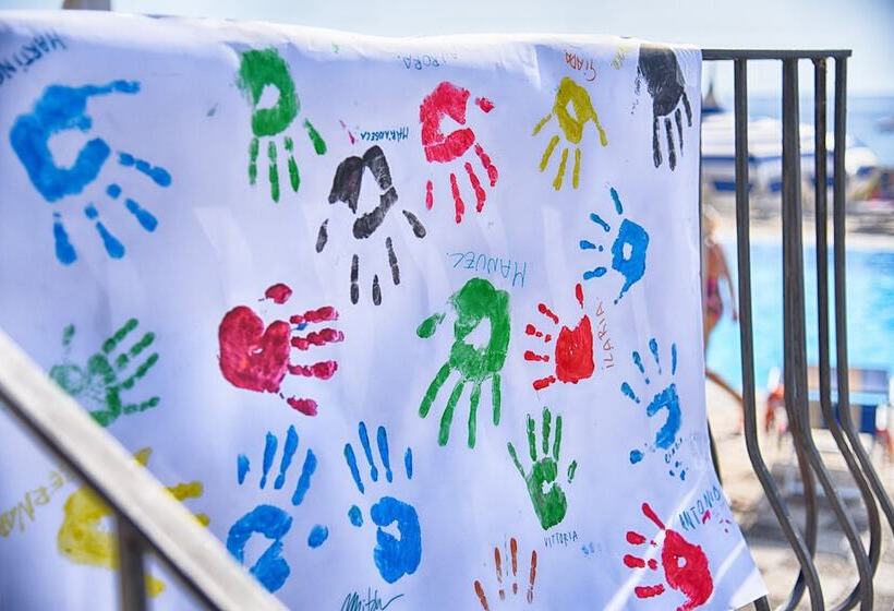 Отель Delle Stelle Beach Resort