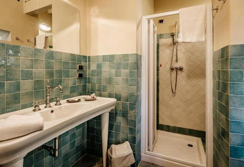 Отель Dimora Casa Eugenia