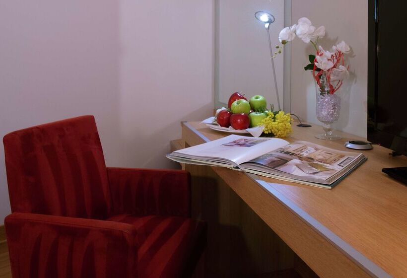 בית מלון כפרי Dolce By Wyndham Milan Malpensa