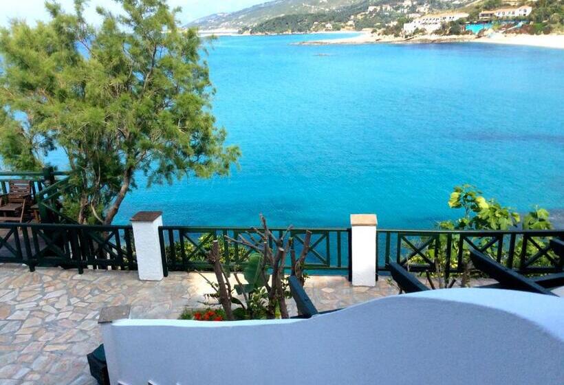 هتل Erofili Beach