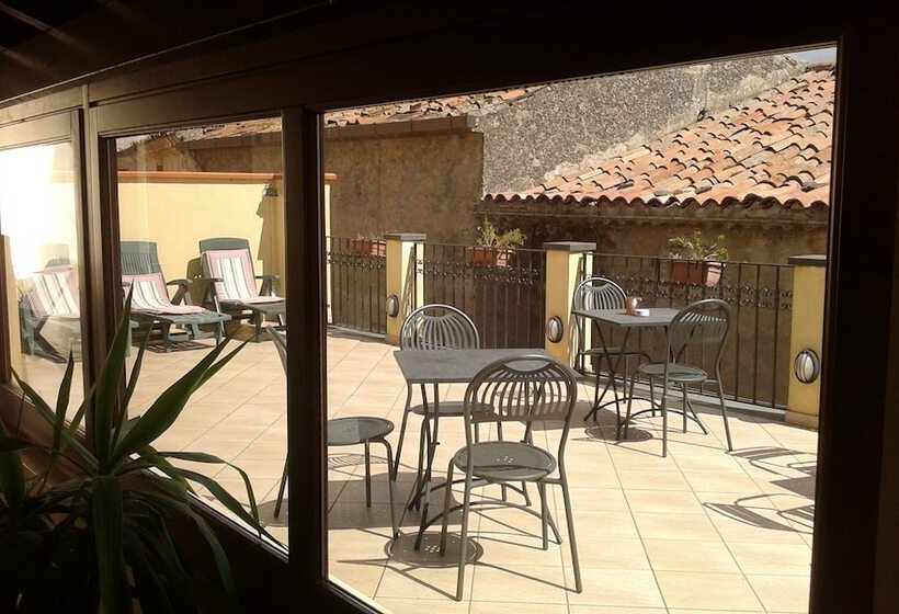 Отель Federico Ii