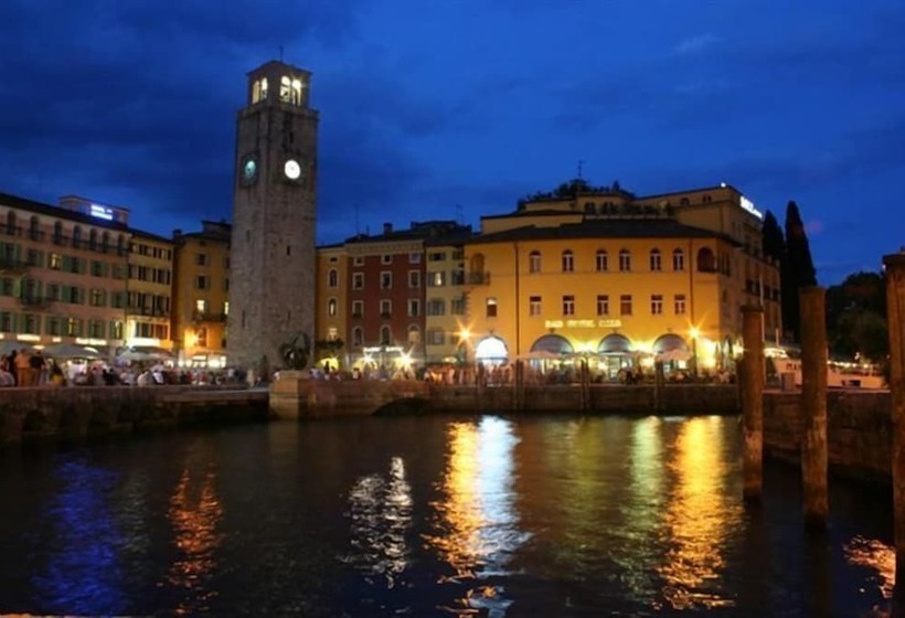 Отель Gardesana