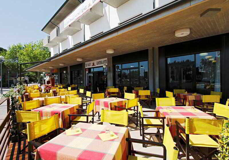 ホテル Genzianella