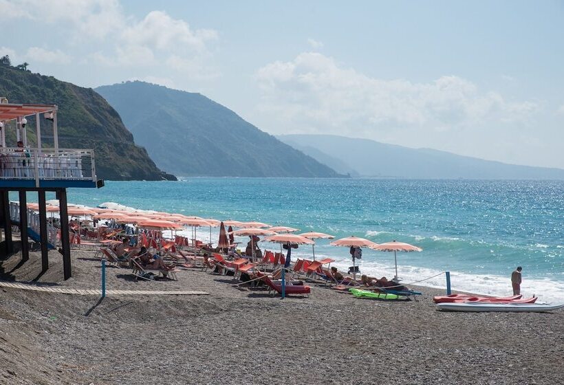 בית מלון כפרי Gh Avalon Sikani