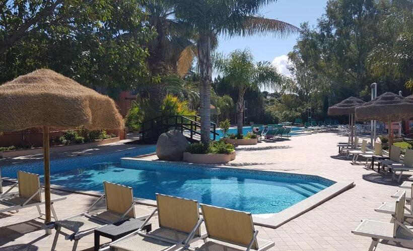 酒店 Green Village Resort