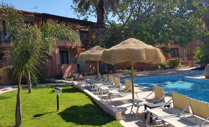 酒店 Green Village Resort