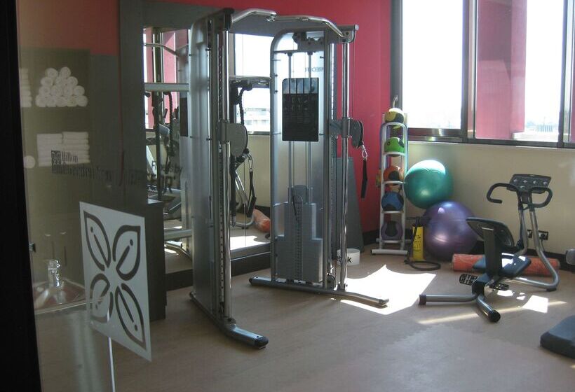 هتل Hilton Garden Inn Lecce