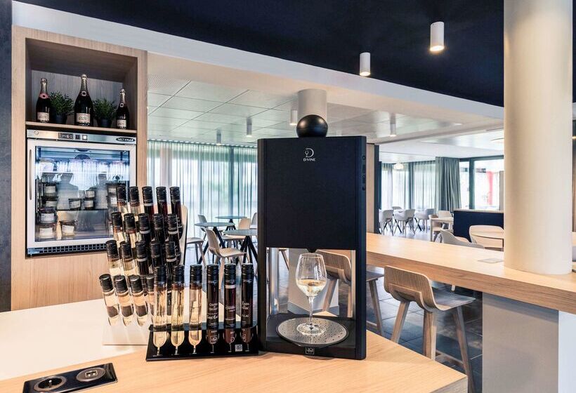 ホテル Hôtel Mercure Nantes Ouest Saint Herblain Zenith