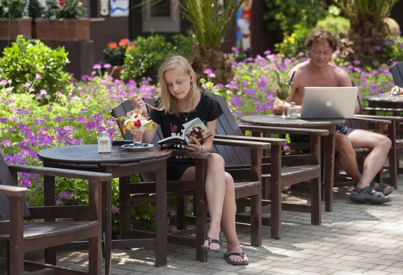 호텔 Hu Park Albatros Village