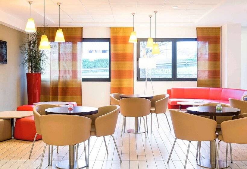 בית מלון כפרי Ibis Milano Malpensa