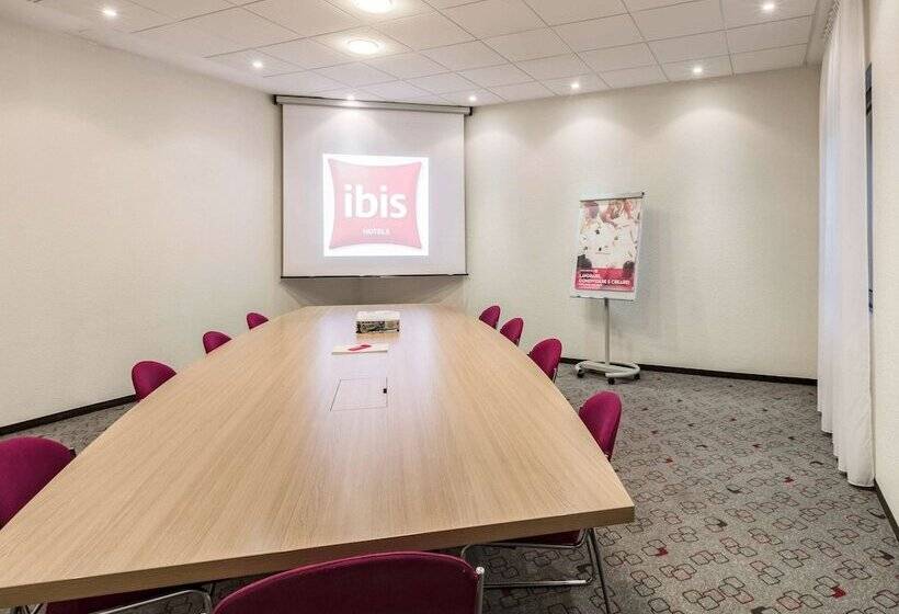 בית מלון כפרי Ibis Milano Malpensa