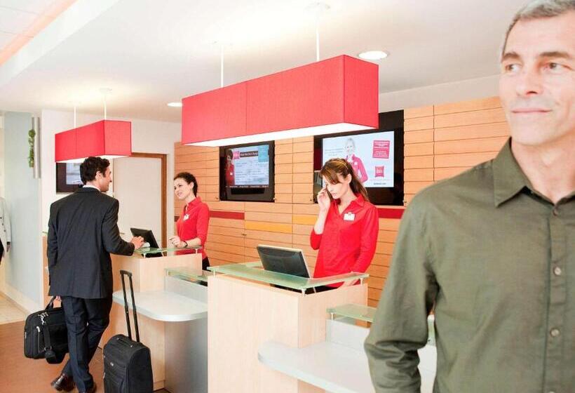 בית מלון כפרי Ibis Milano Malpensa