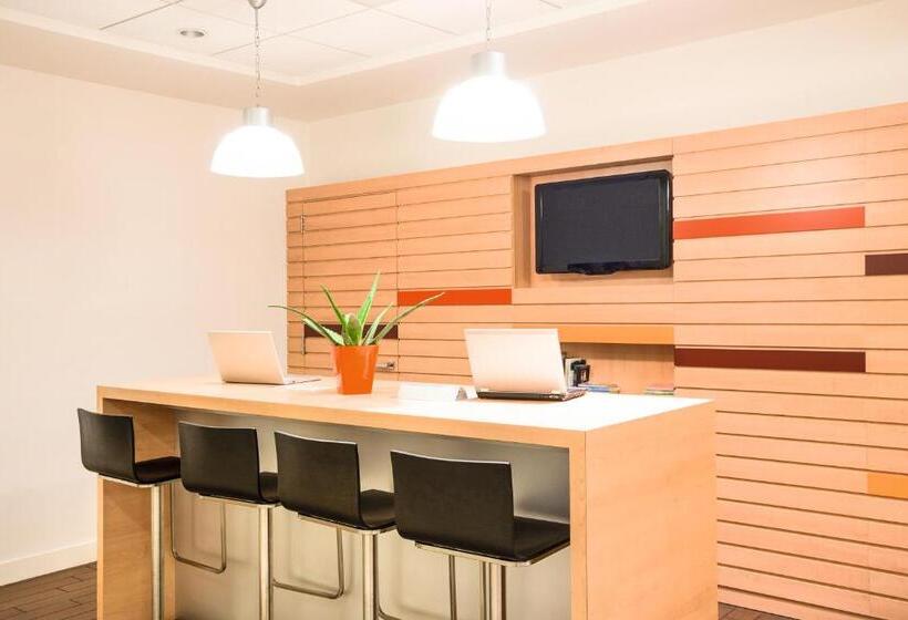 בית מלון כפרי Ibis Milano Malpensa