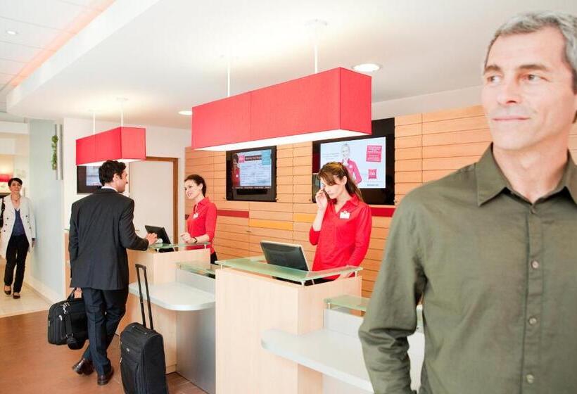 בית מלון כפרי Ibis Milano Malpensa