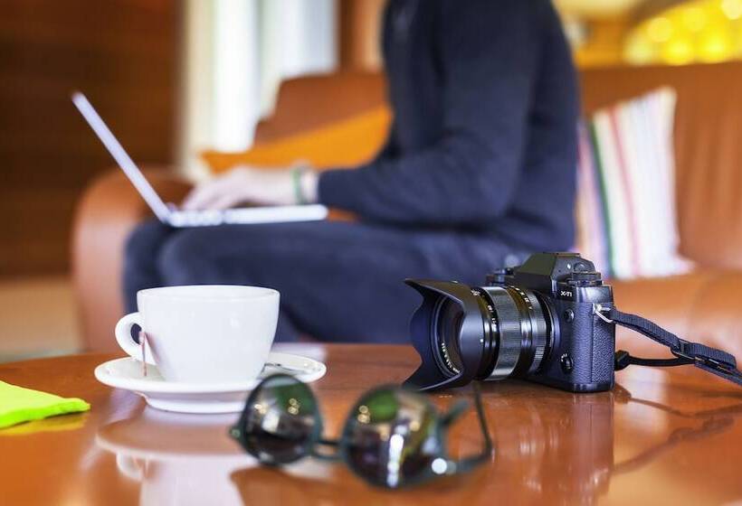 هتل Ibis Styles Bari Giovinazzo