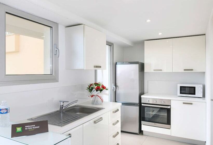 هتل Ibis Styles Menton Centre