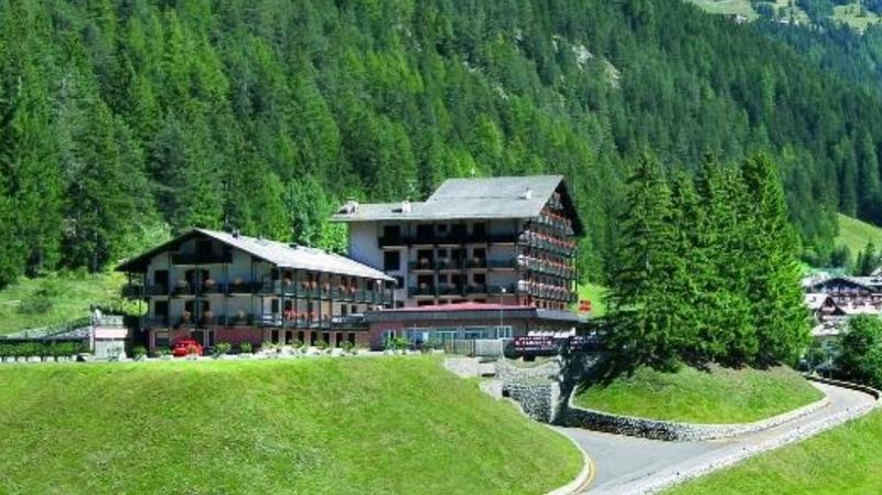 هتل Il Caminetto Sport