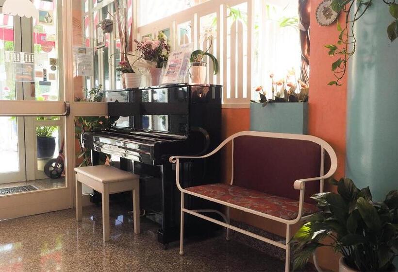 Отель Imperiale